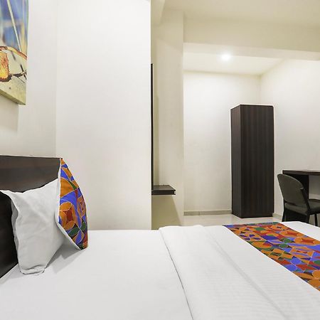 Fabhotel Sk Rajkot Esterno foto