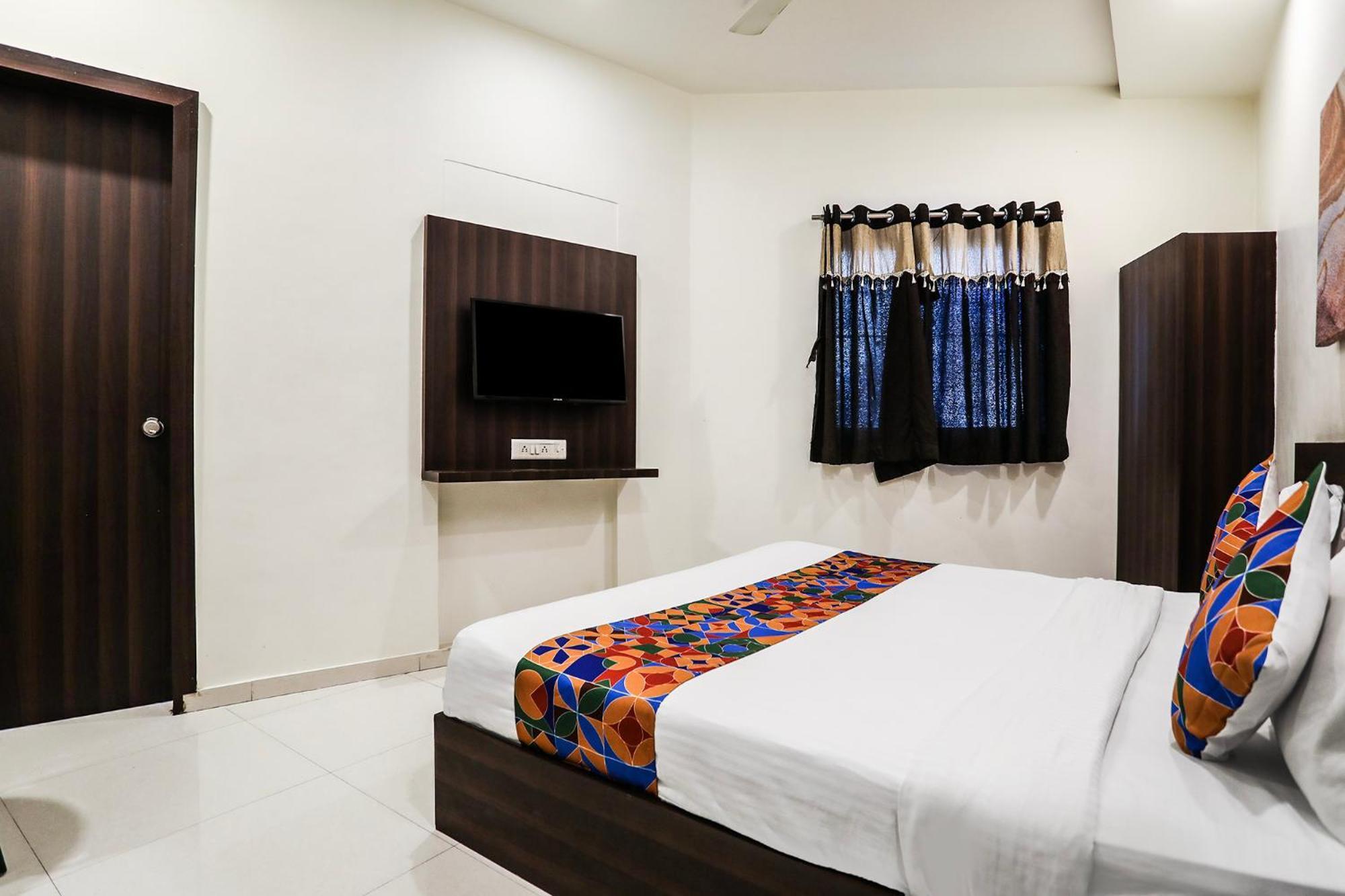 Fabhotel Sk Rajkot Esterno foto