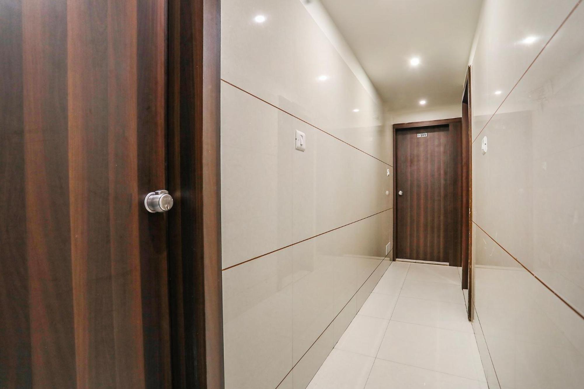 Fabhotel Sk Rajkot Esterno foto