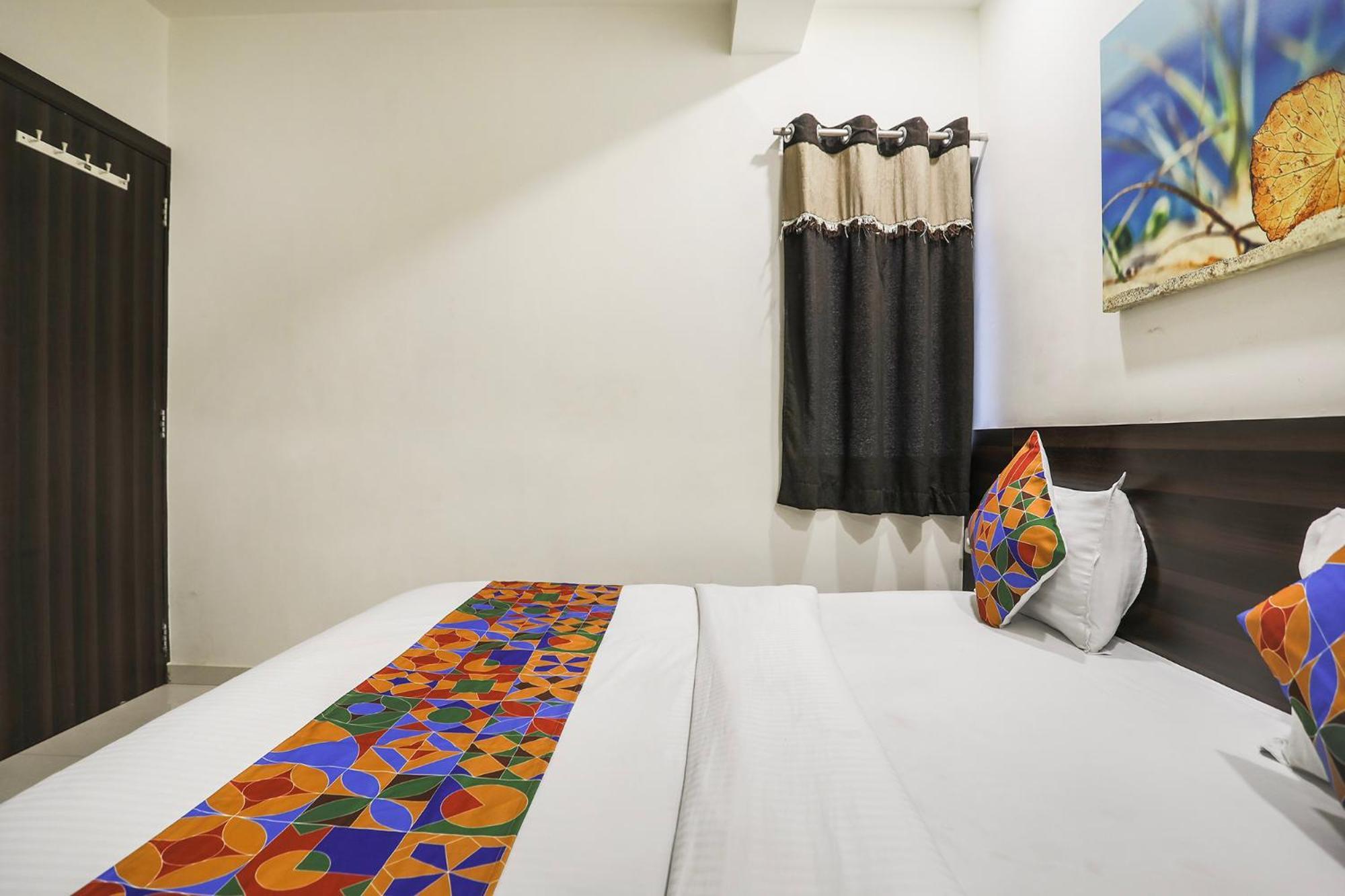 Fabhotel Sk Rajkot Esterno foto