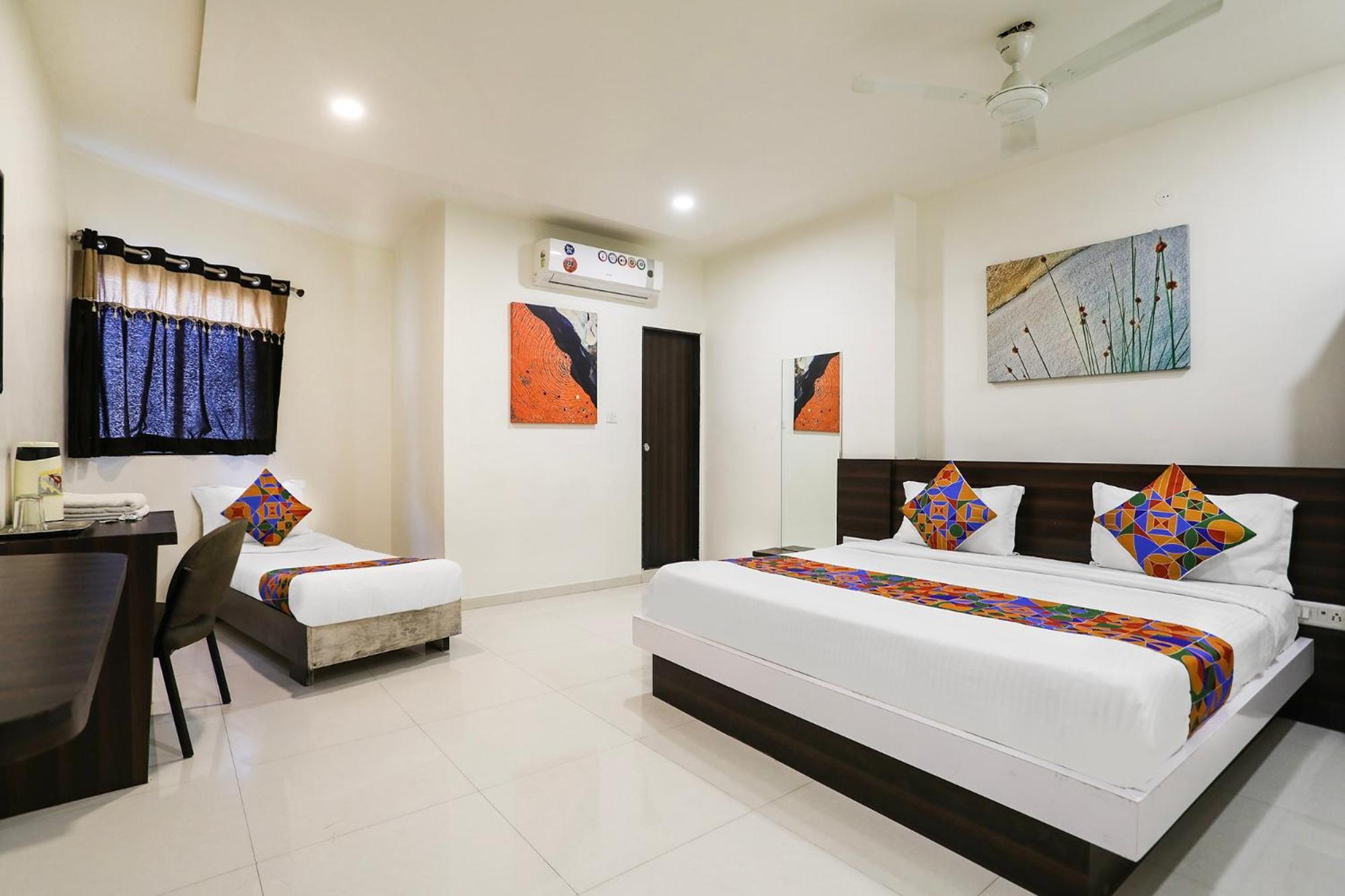 Fabhotel Sk Rajkot Esterno foto